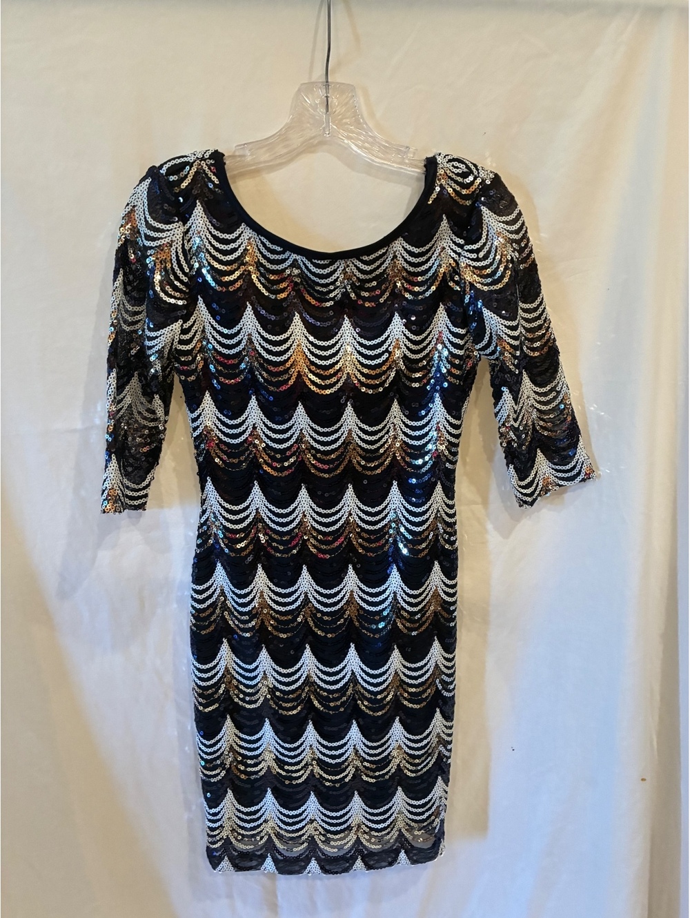 Midnight Doll Scalloped Sequin Bodycon Lined Mini Dress Black Gold Silver Sz Med